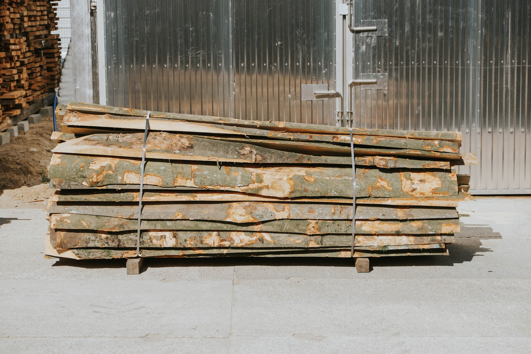 Sawn timber edges