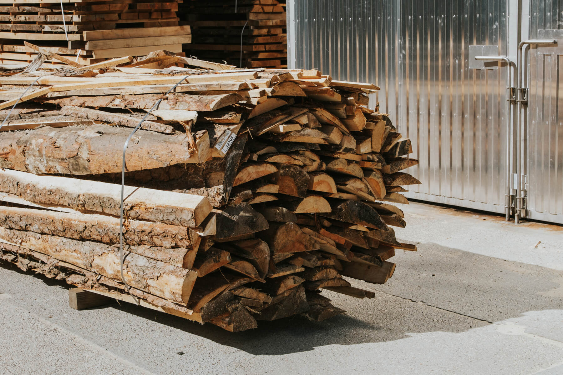 Sawn timber edges