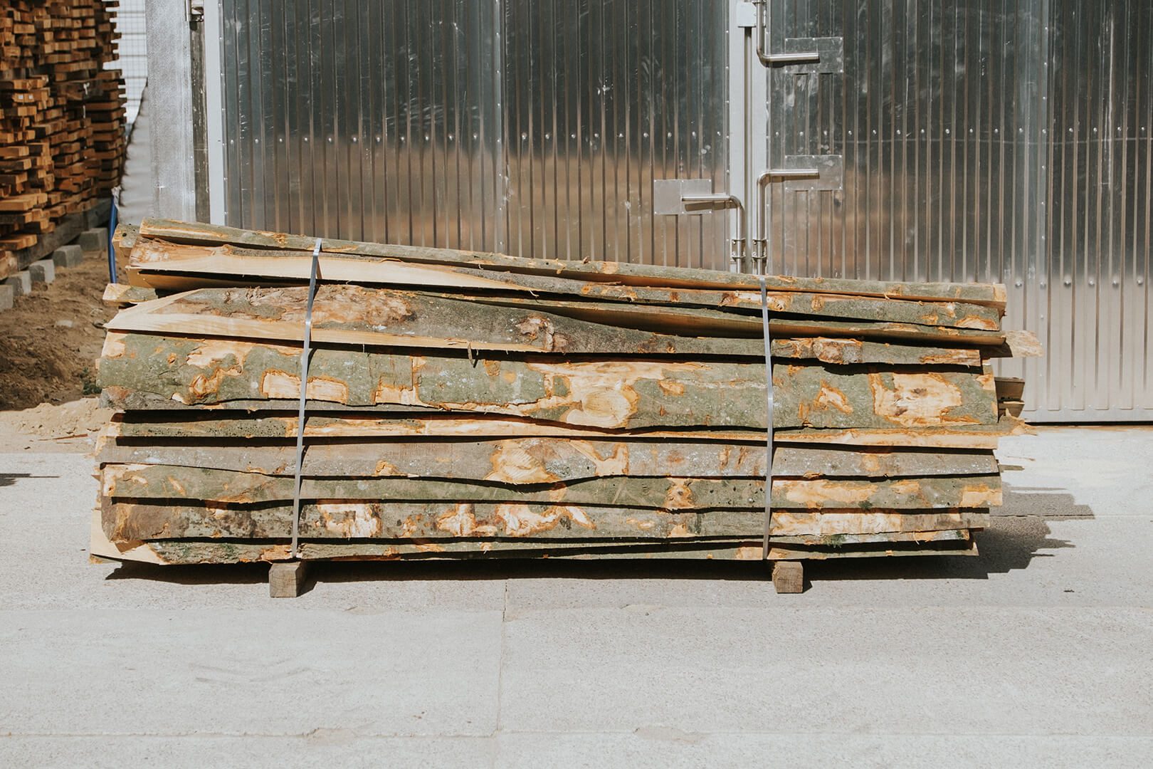 Sawn timber edges