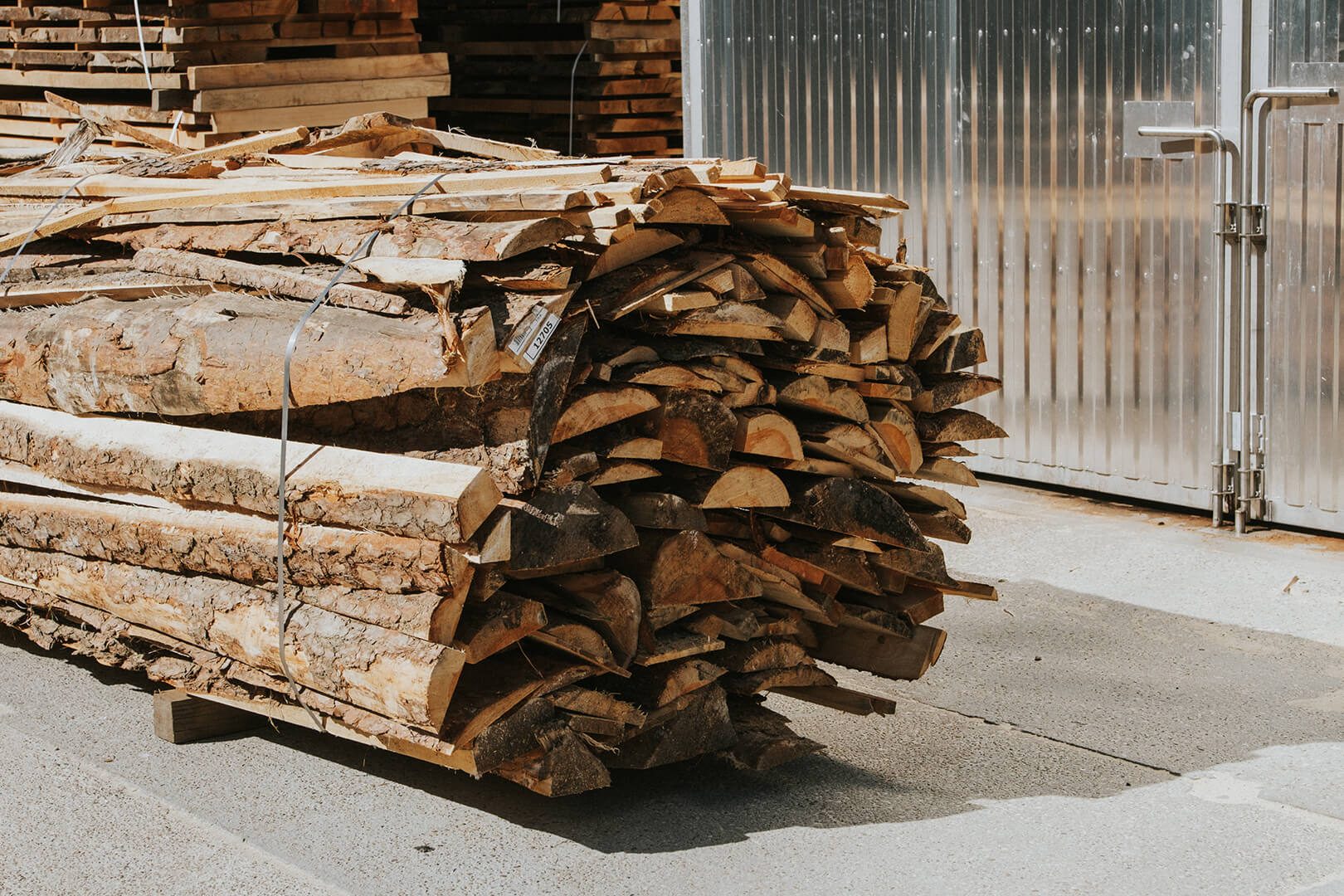Sawn timber edges